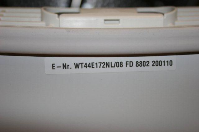 Typenschild wt44e172nl08